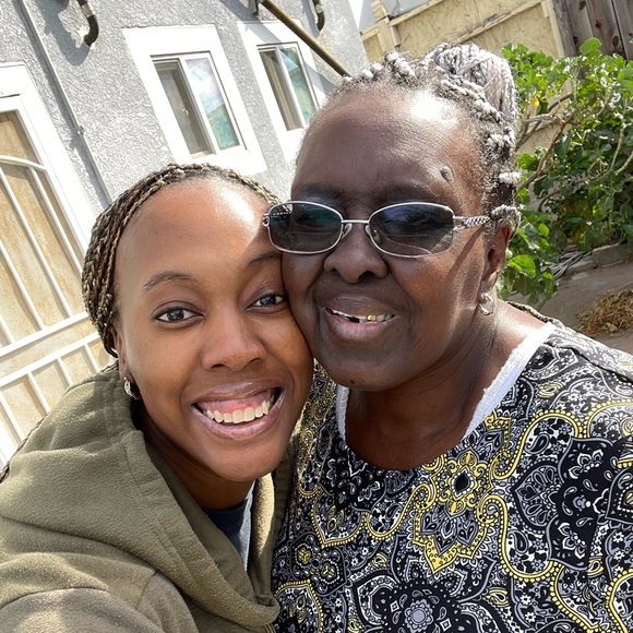 LIKE TO BE NOTIFIED WHEN I GO LIVE🎉 - Picture 5 of 17